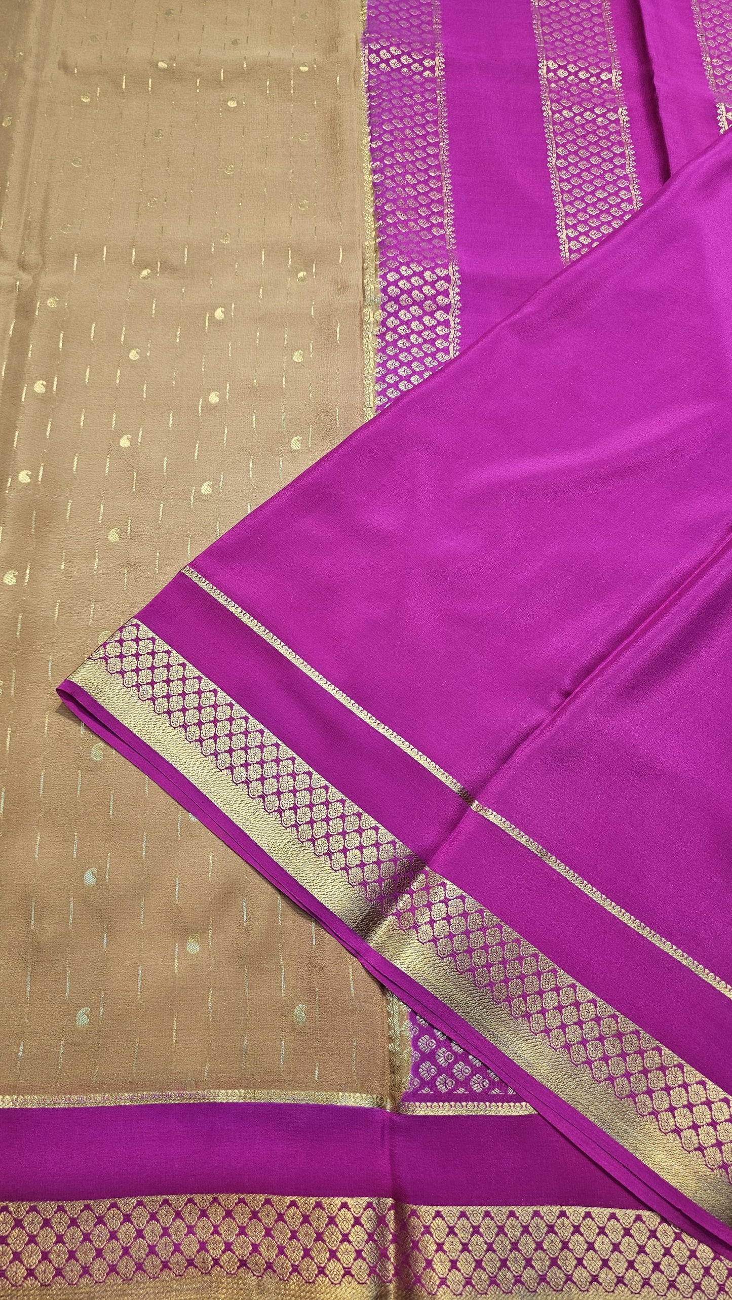 Mysore crepe silk saree with KSIC Finish in gold with rani pink in allover buttas pattern