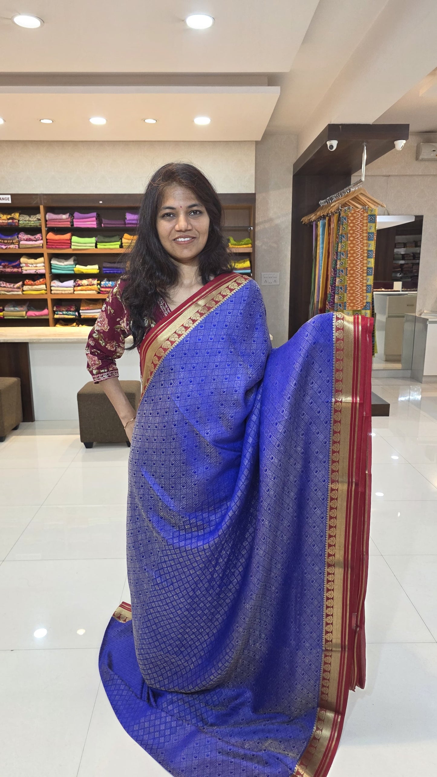 Mysore crepe silk saree with KSIC Finish in royal blue with maroon in brocade pattern