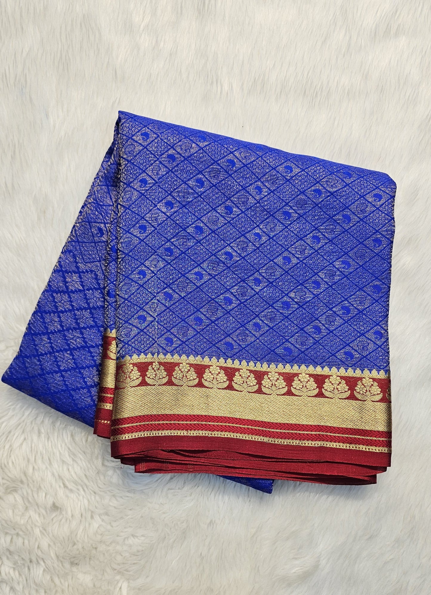 Mysore crepe silk saree with KSIC Finish in royal blue with maroon in brocade pattern