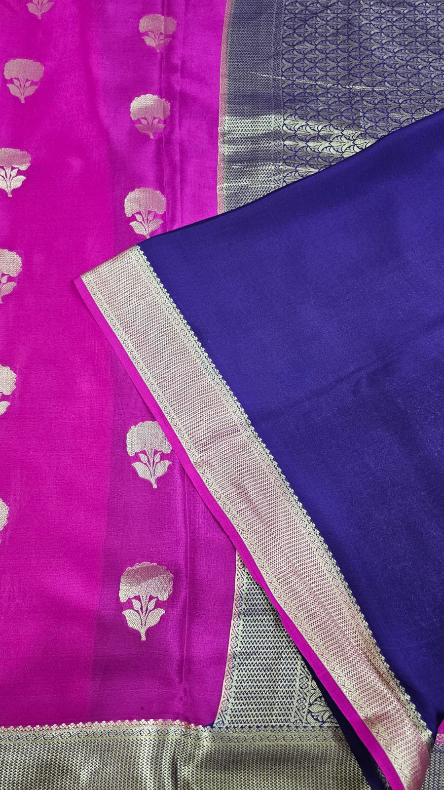 Mysore silk saree KSIC Finish in rani pink with purple,, buttas pattern