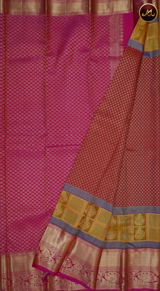 Kanchivaram Pure Silk Saree In Red with Pink combination, 2 side long border with brocade work in gold zari and rich pallu