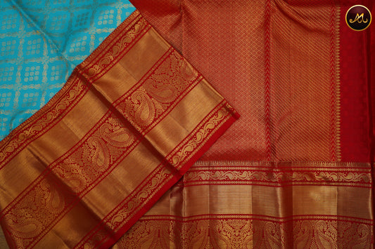 Kanchivaram Pure Silk Saree in blue and red combination, korvai long and short border in gold zari and rich pallu