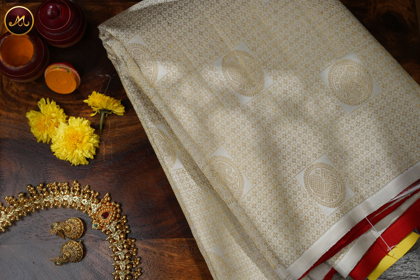 Kanchivaram Pure Silk Saree in pure gold zari, white with red combination, borderless, brocade saree