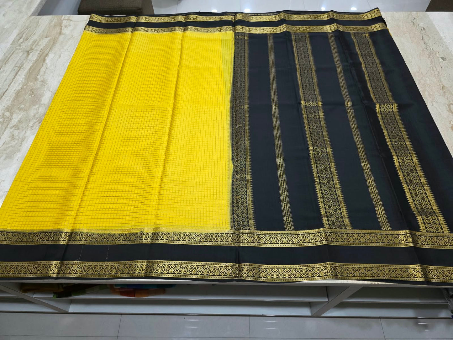 PURE MYSORE CREPE SILK SAREES WITH CHEX WITH BENTEX BORDER