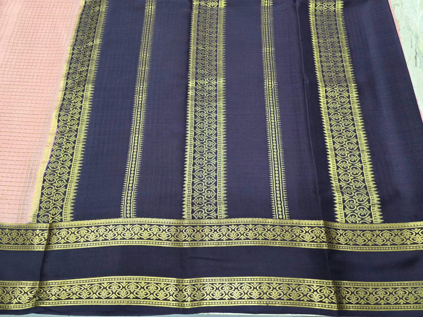 PURE MYSORE CREPE SILK SAREES WITH CHEX WITH BENTEX BORDER