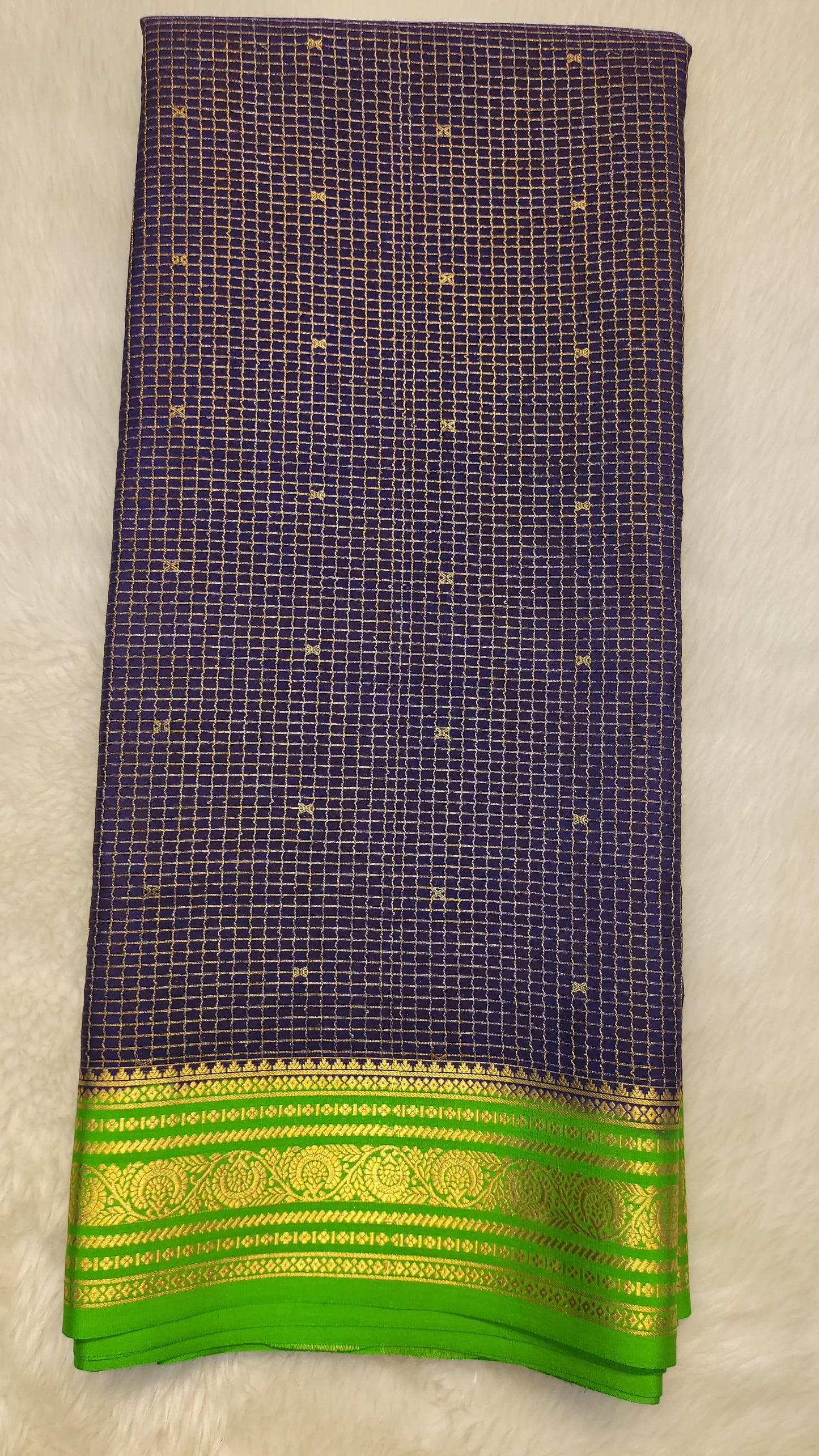 Mysore crepe silk saree with KSIC Finish in midnight Blue X Parrot green with Body checks