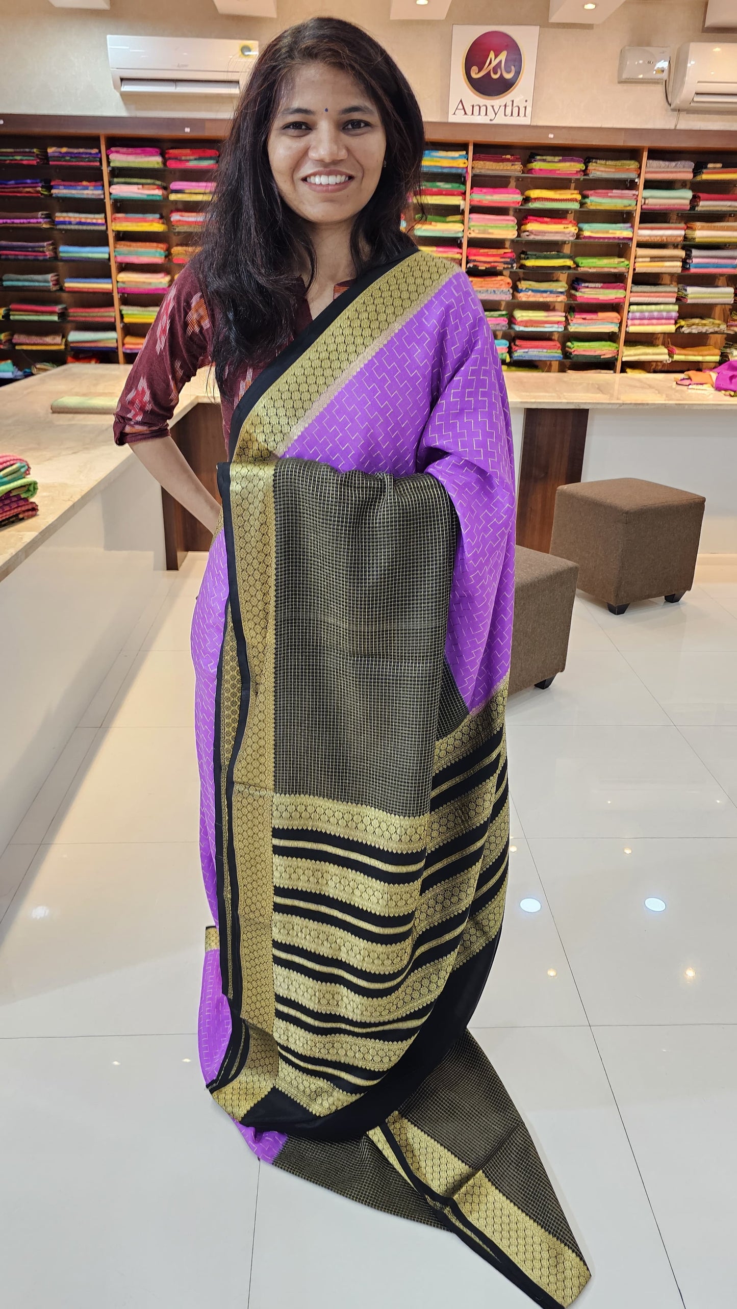 Mysore crepe silk saree with KSIC Finish in lavender with black half and half checks pattern