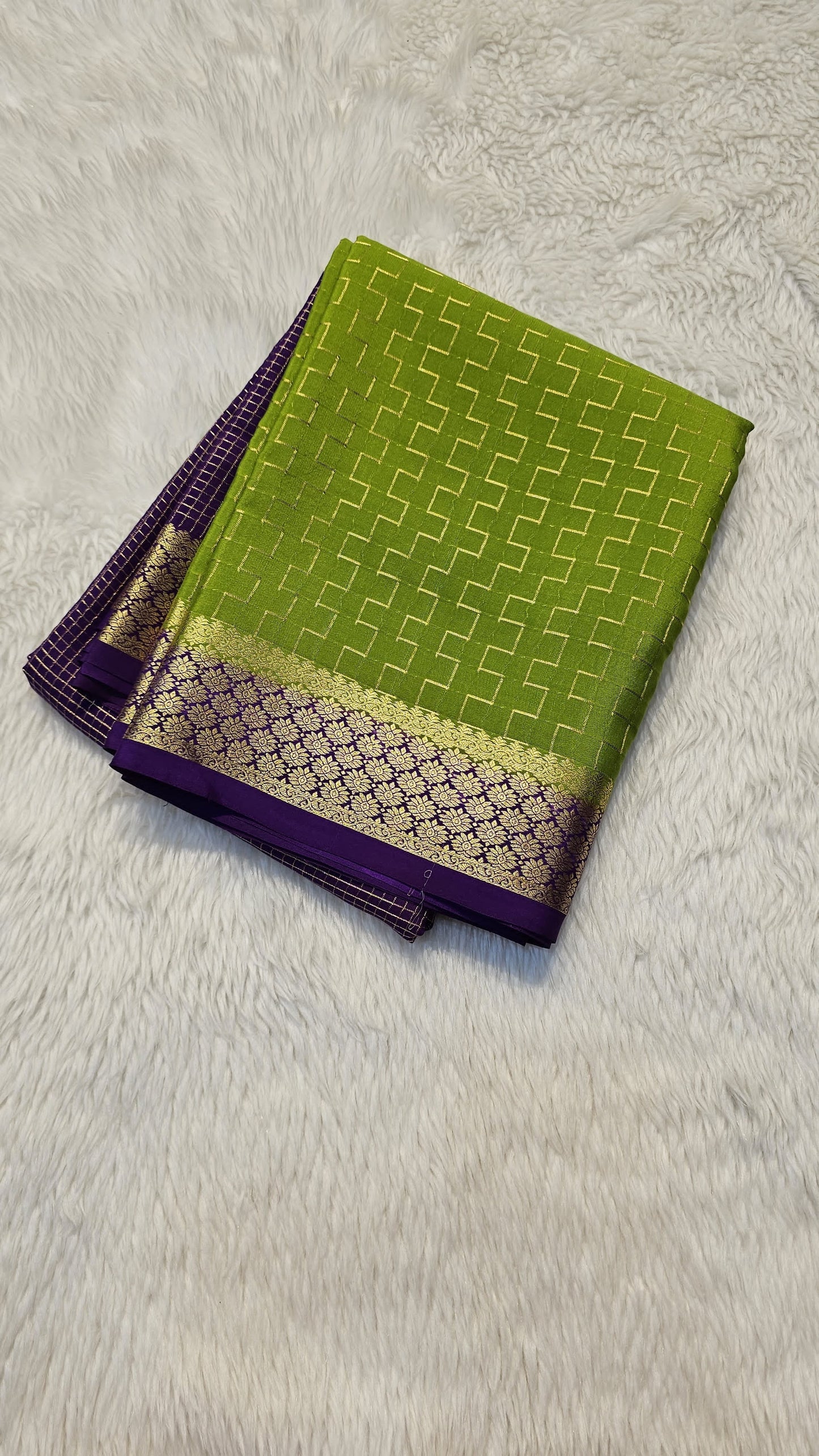 Mysore crepe silk saree with KSIC Finish in  green with purple in half and half checks pattern