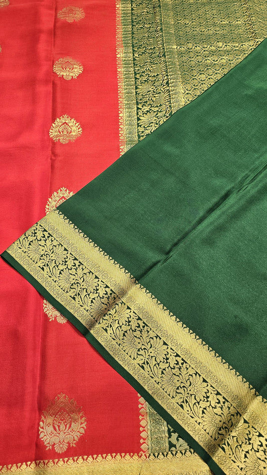 Mysore crepe silk saree with KSIC Finish in red with dark green in allover buttas pattern