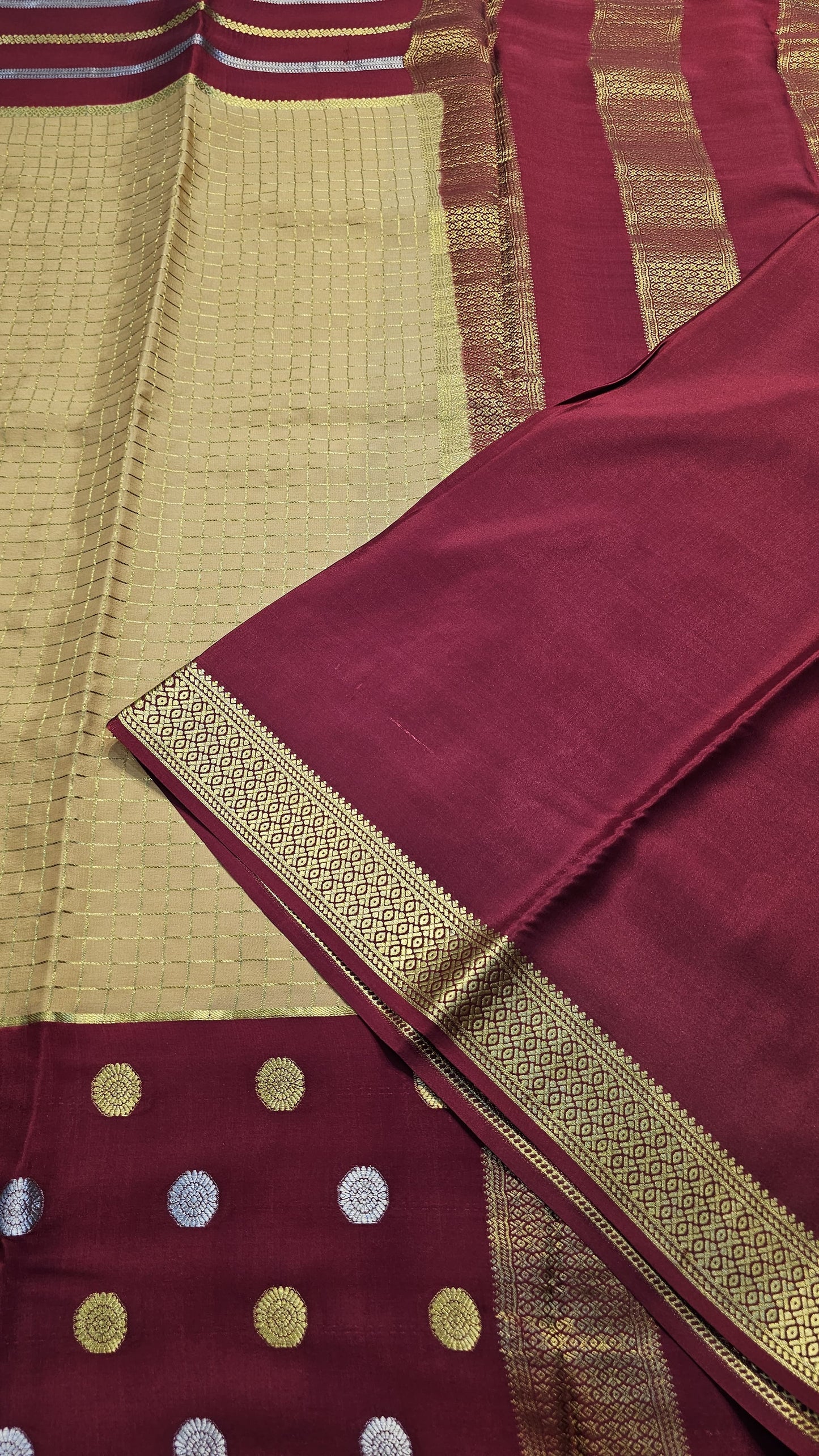 Mysore crepe silk saree with KSIC Finish in beige with brick red in 3D checks pattern