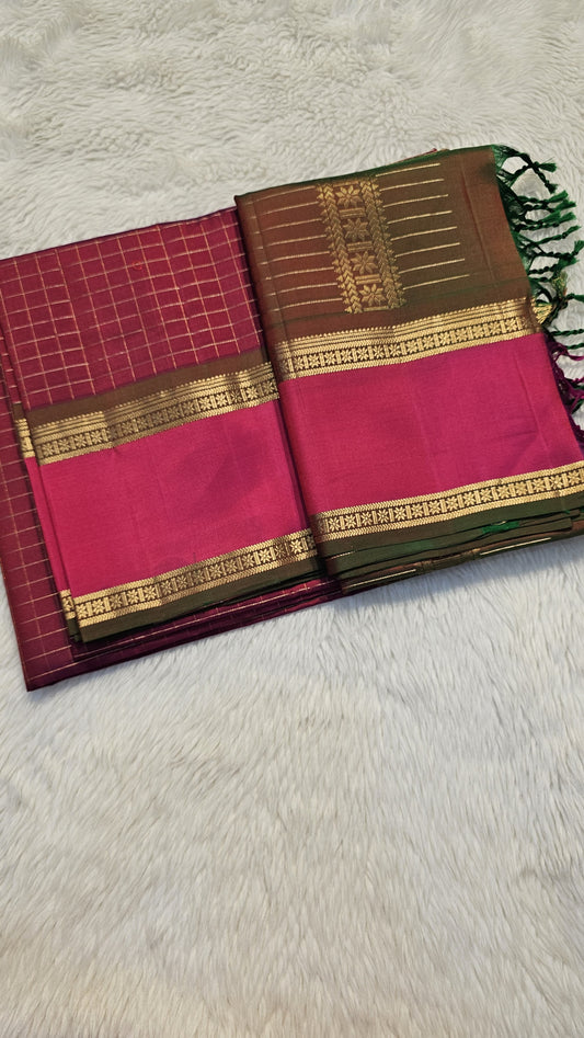 handloom kanchi soft silk saree inchilly red with green in bentex border
