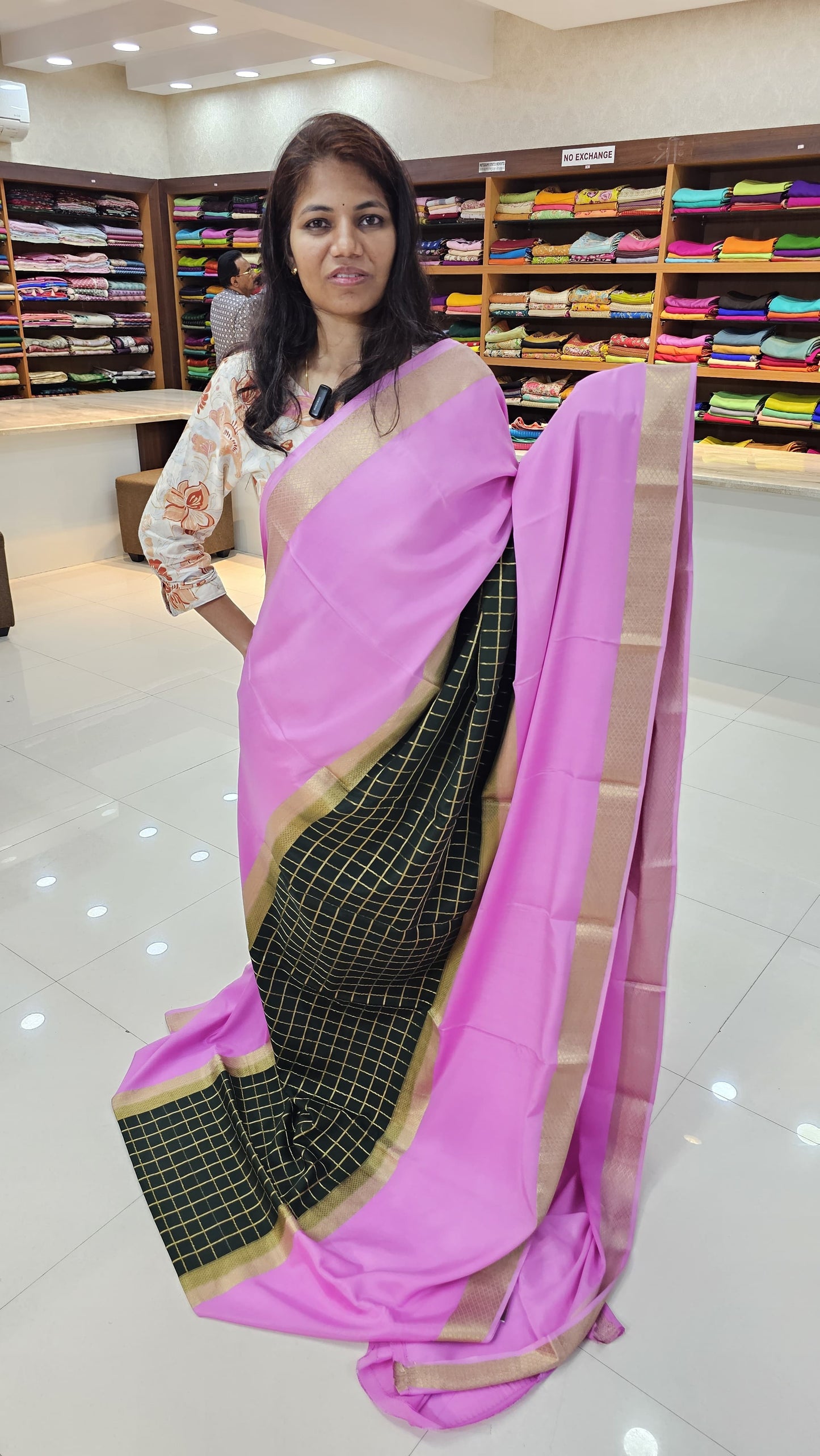 mysore crepe silk sarees KSIC Finish in bottle green with baby pink middle checks pattern
