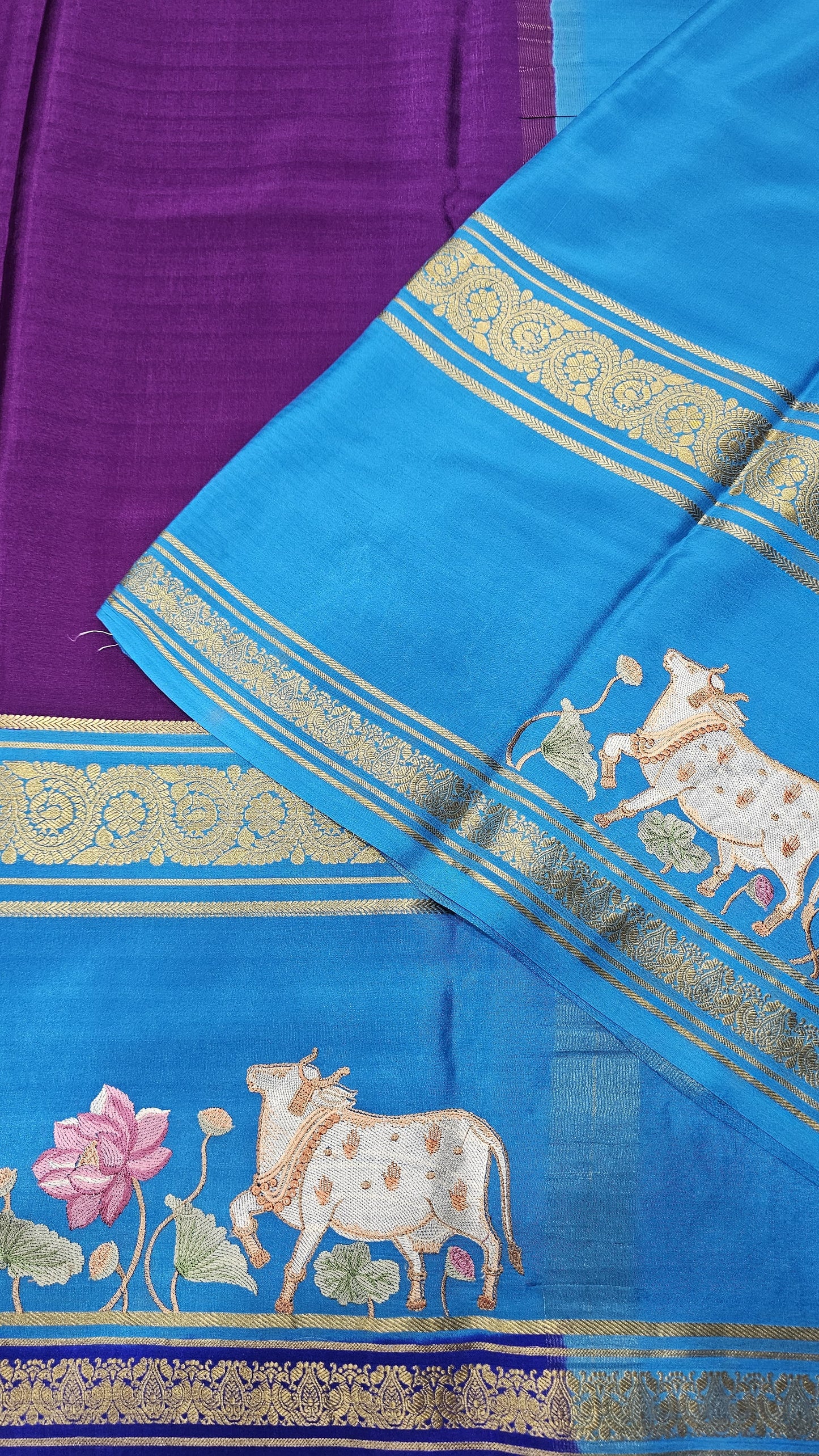 Mysore crepe silk saree in KSIC Finish in purple with ananda blue pichwai border