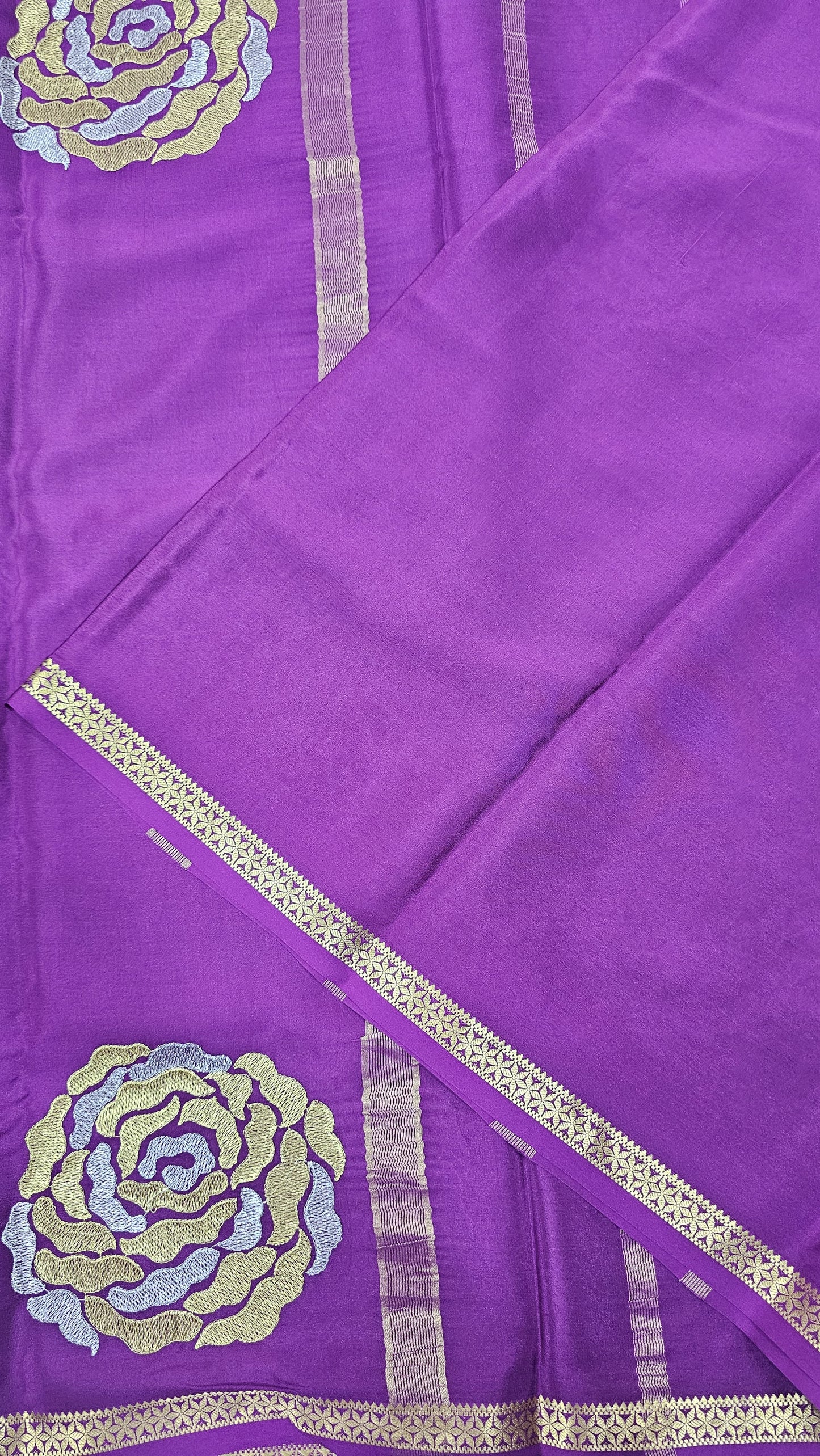 Mysore crepe silk saree in KSIC Finish in purple self rose butta saree