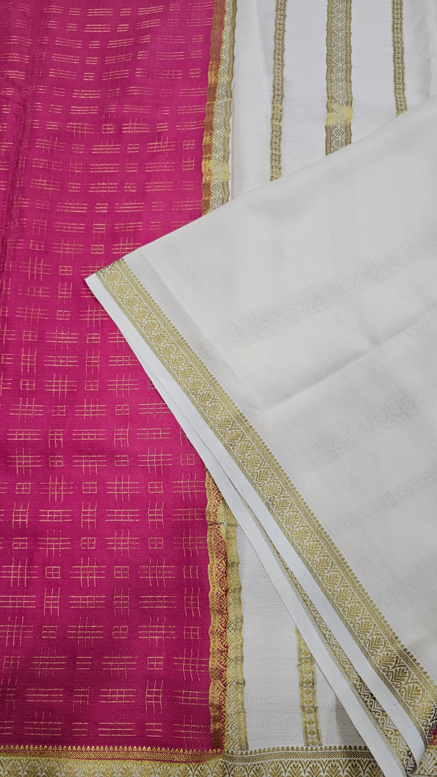 Mysore silk saree KSIC Finish in onion pink with half white checks pattern