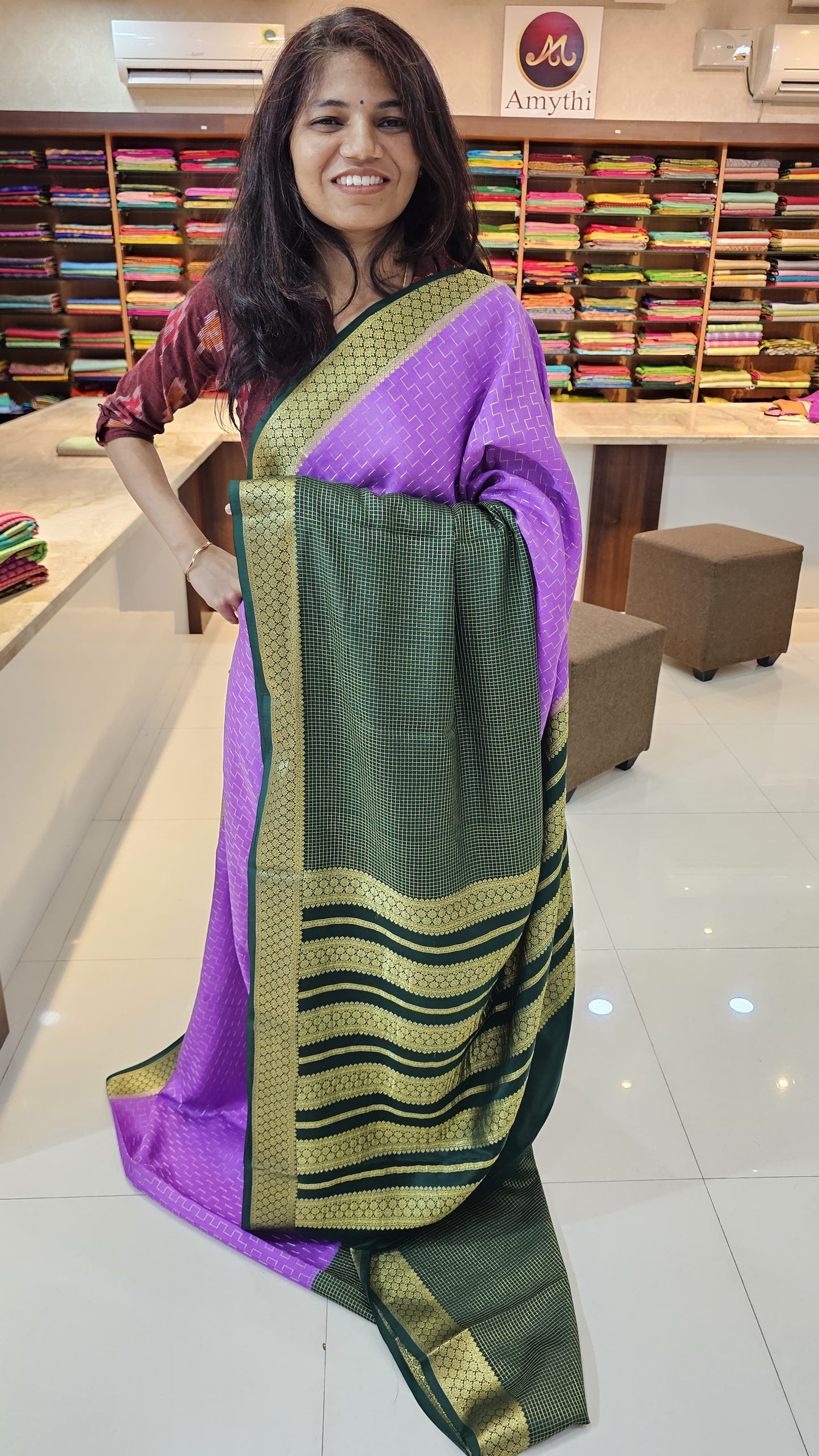 Mysore crepe silk saree with KSIC Finish in lavender with bottel green in half and half checks pattern